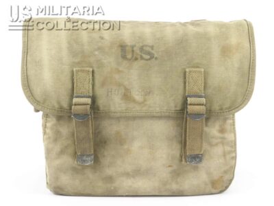 Musette M-1936 nominative, datée 1943.
