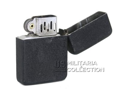Briquet US Army WWII The Windy black crackle ouvert
