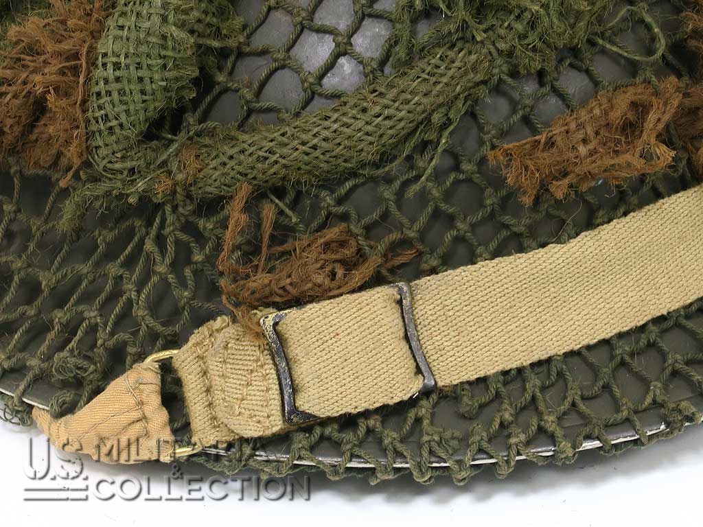 Détail jugulaire toile casque canadien Mk II