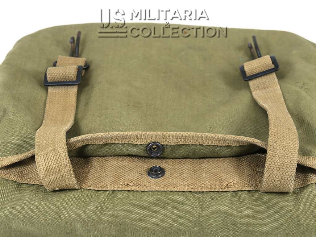 Détail bouton pression musette M-1936 British Made