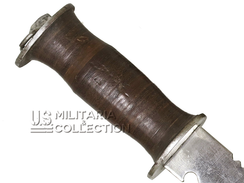 Manche en cuir du couteau de combat EGW