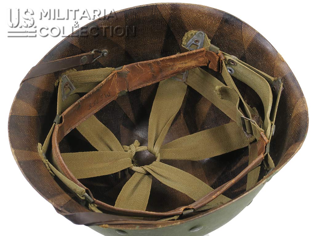 Détail intérieur du sous-casque de casque M1