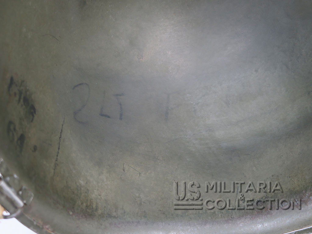 Marquage 2LT casque M1 officier