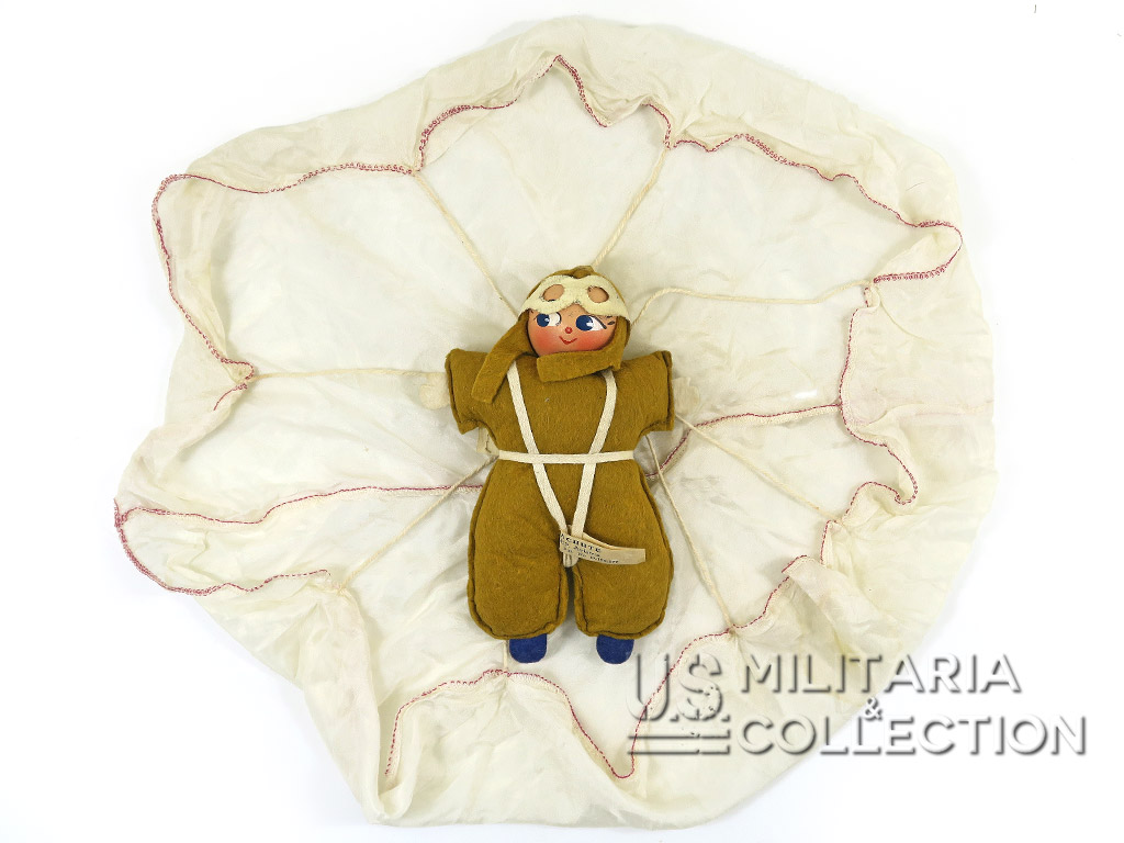 Poupée parachutiste US Seconde Guerre mondiale